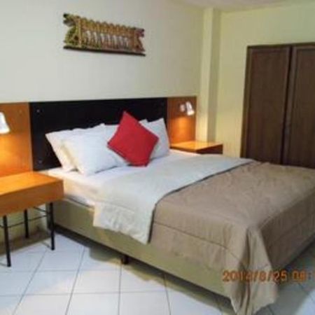 Augusta Pelabuhan Ratu Hotel Sukabumi Exterior photo